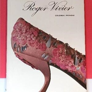 🔥 Roger Vivier‎ Pink Heels Elegant Design